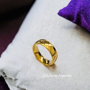 Anillo T7 matrimonio acero inoxidable dorado rayas