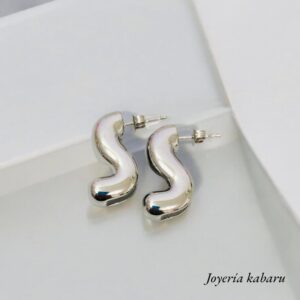 Pendientes color plata acero inoxidable tipo S