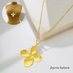 Collar dorado acero inoxidable Flor