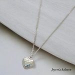 Collar color plata acero inoxidable corazon