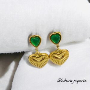 Pendientes dorados acero inoxidable corazon piedra verde