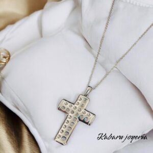 Collar color plata acero inoxidable Cruz