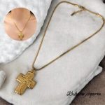 Collar dorado acero inoxidable Cruz