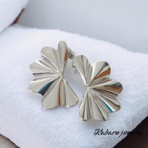 Pendientes color plata acero inoxidable hojas