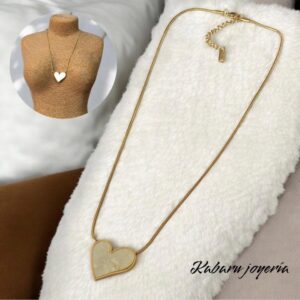 Collar dorado acero inoxidable corazon blanco