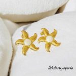 Pendientes dorados acero inoxidable estrella mar perla
