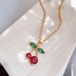 Collar dorado acero inoxidable  cerezas