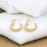 Aretes dorados acero inoxidable corazon